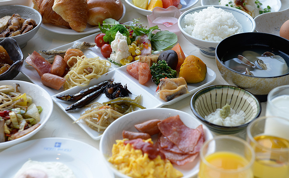 Breakfast Dining Area